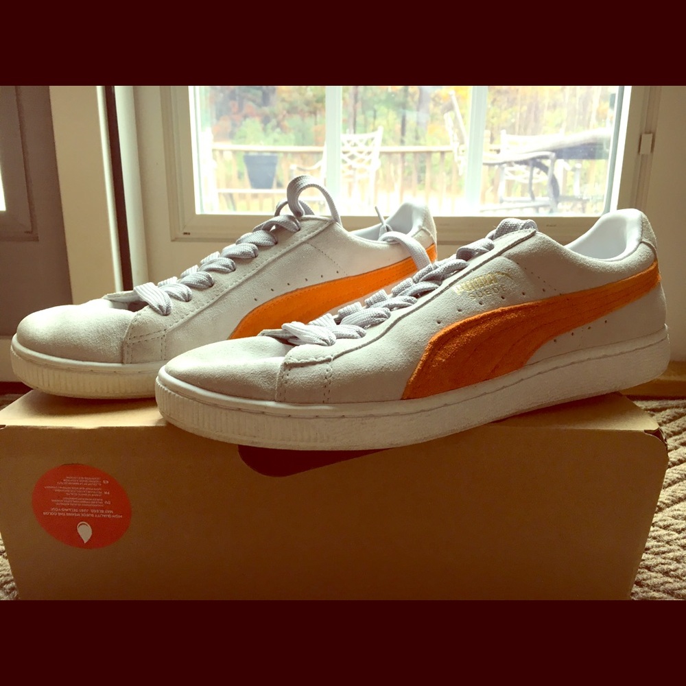 Price Reduced! Men's Puma Suede Sneakers Size 10